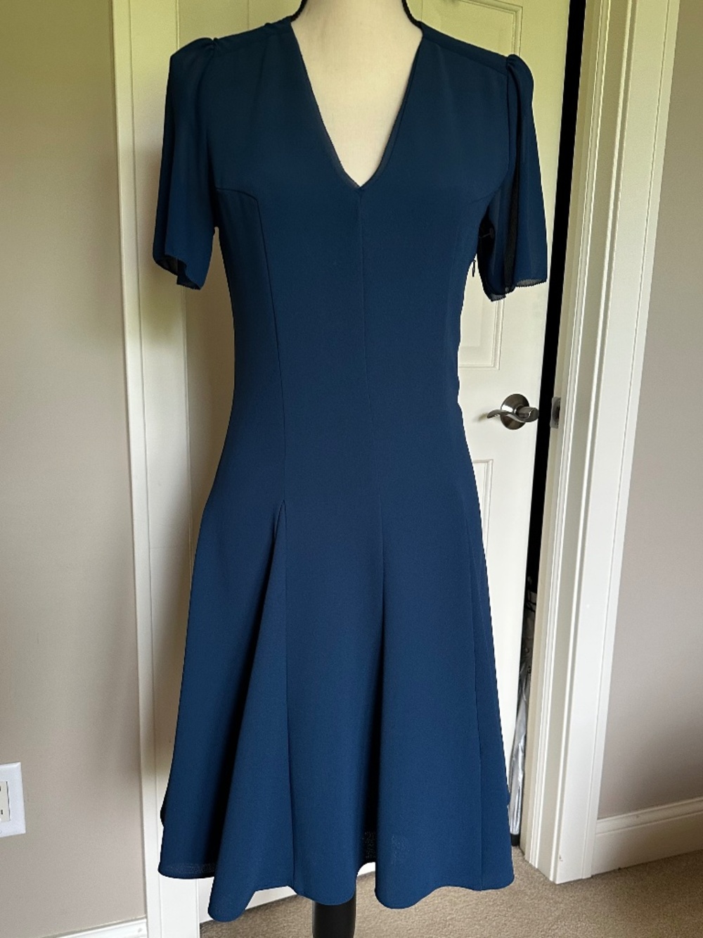 Reiss Women's Dress Blue V-Neck Chiffon Short Sleeve Fit Flare Midi US 2/UK 6